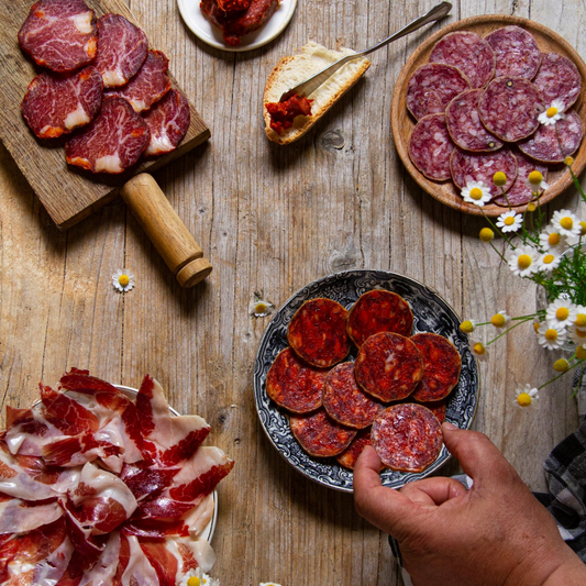 PACK IBÉRICO PREMIUM, MEDIO QUESO EN ACEITE DE REGALO